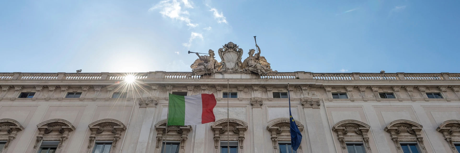 Constitutional challenge of citizenship law (1920 x 640 px)