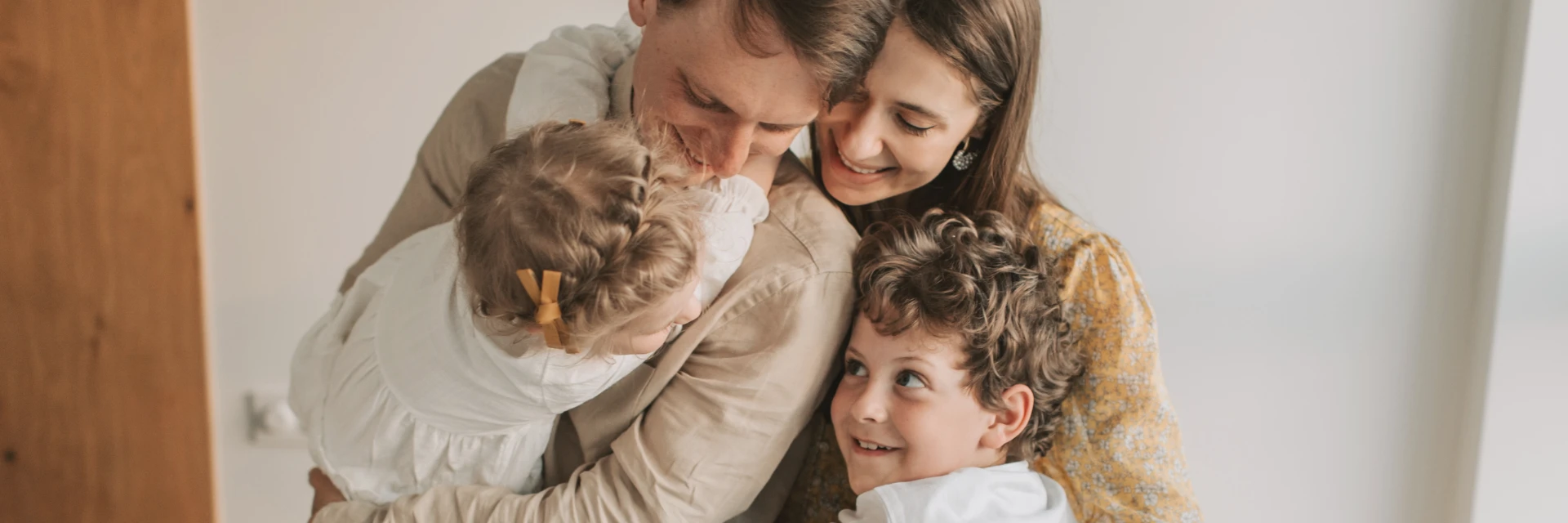 Family Uniti Italy 1920 X 640 Px