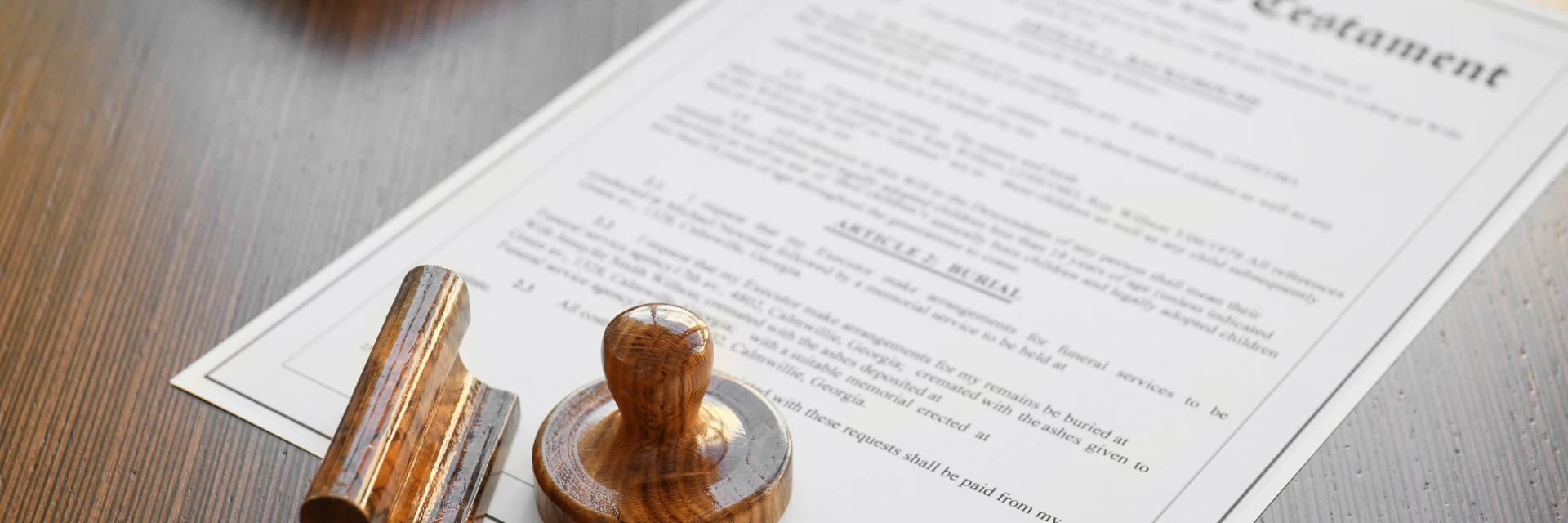 Apostille and translation (1920 x 640 px)