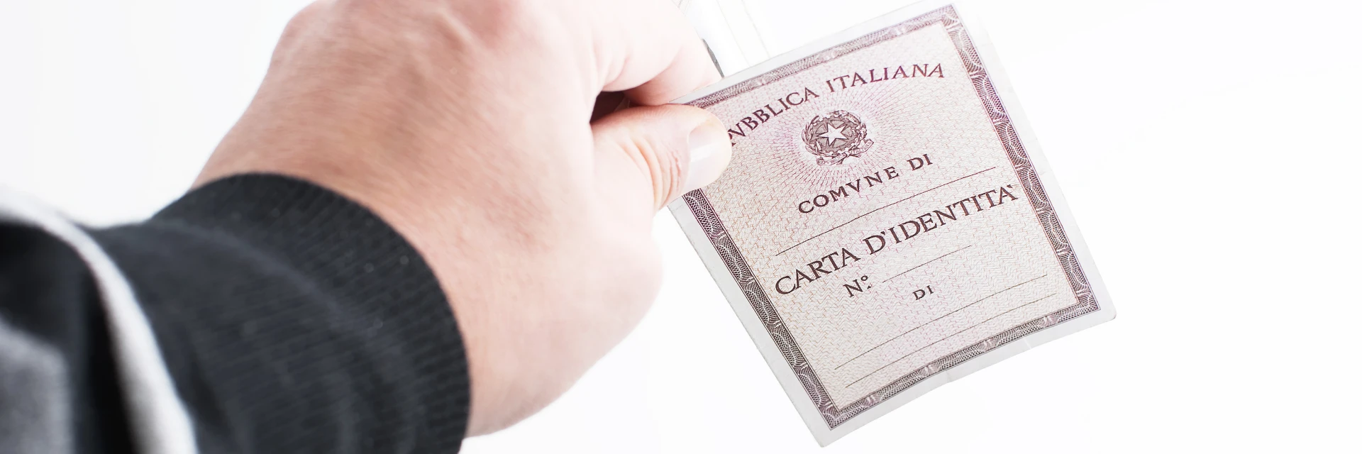 Italian ID card changes (1920 x 640 px)
