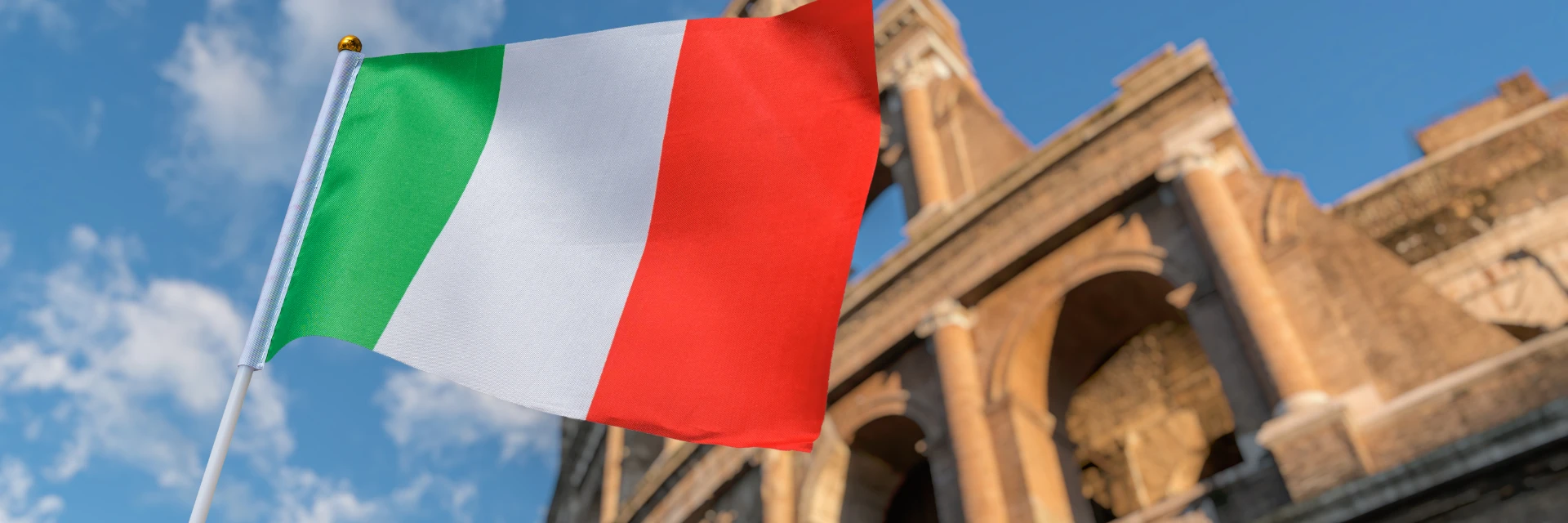 Citizenship by residency for Italian descendants (1920 x 640 px)