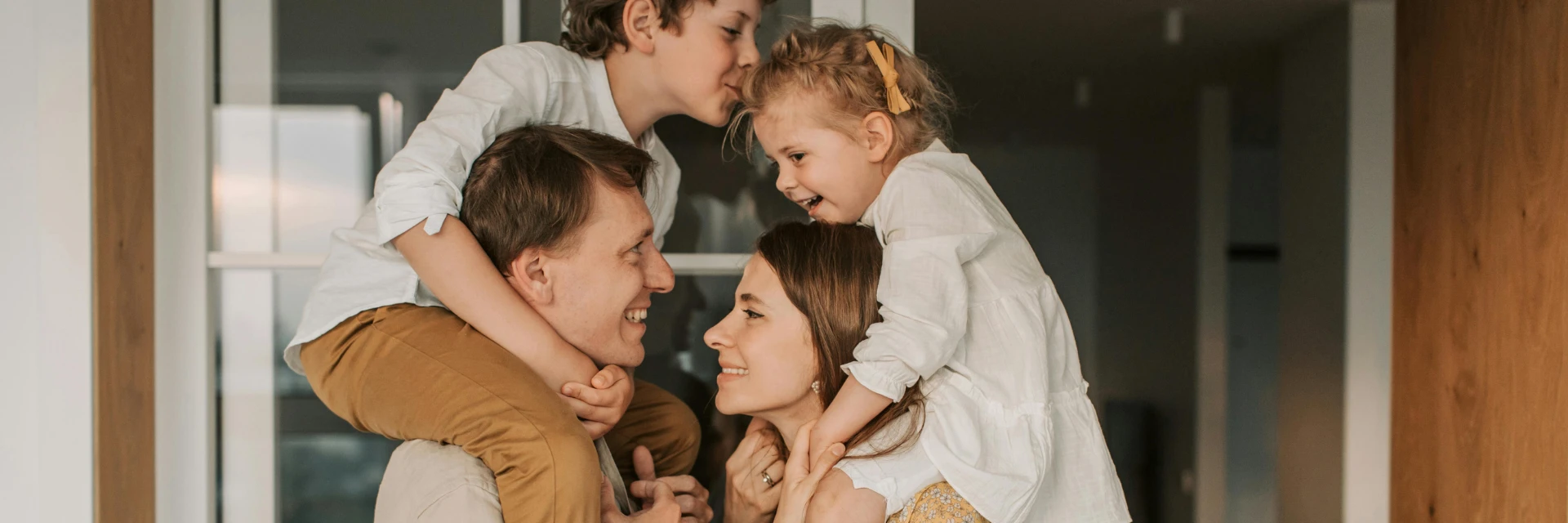 Family cohesion 2 years residency(1920 x 640 px)