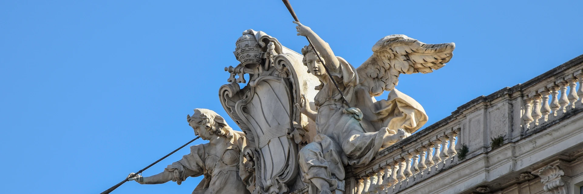 Constitutional Court citizenship june Italy (1920 x 640 px)